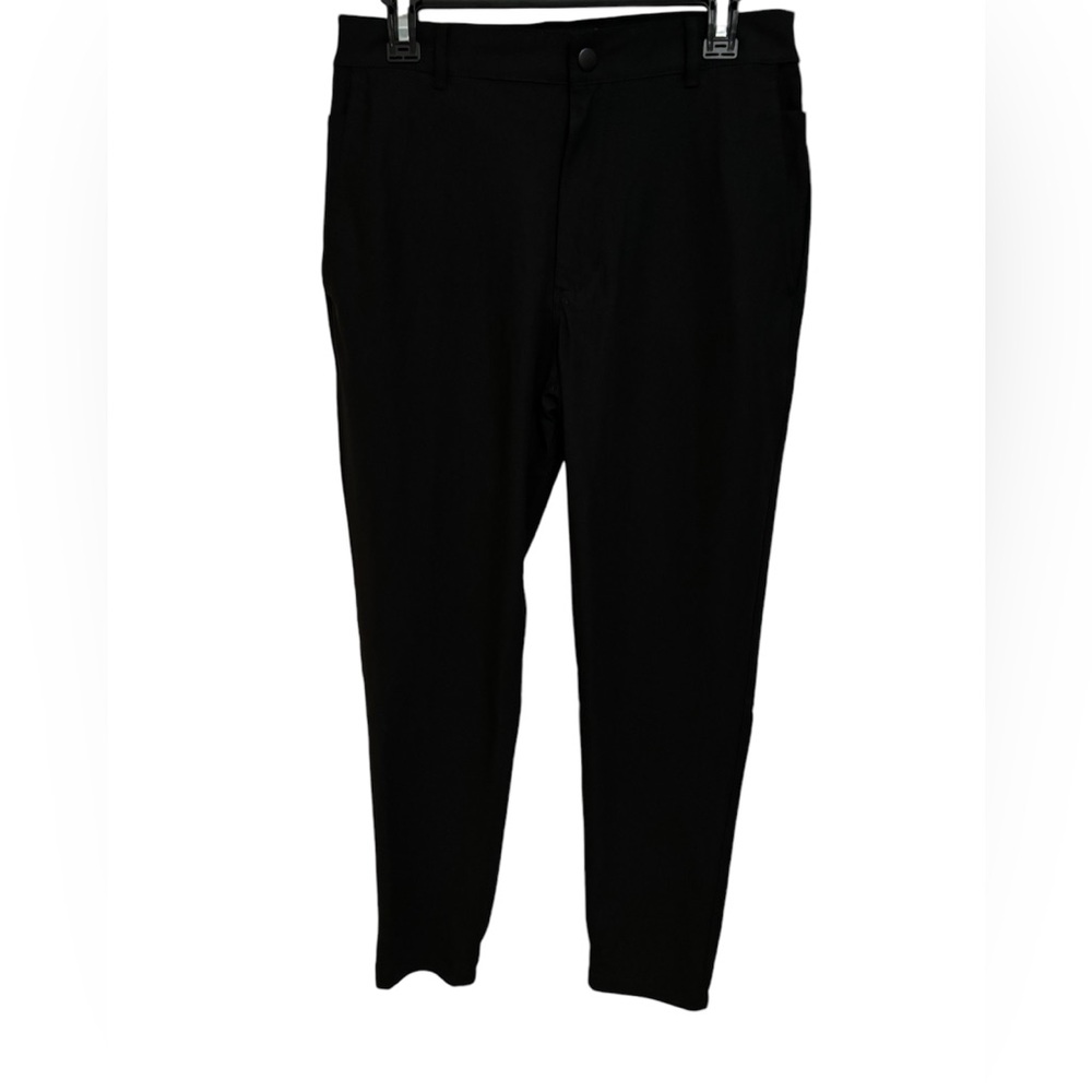 CUTS | Men's AO Joggers Black Sz L
